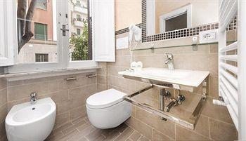 Pensionat Tiburtina House 2*